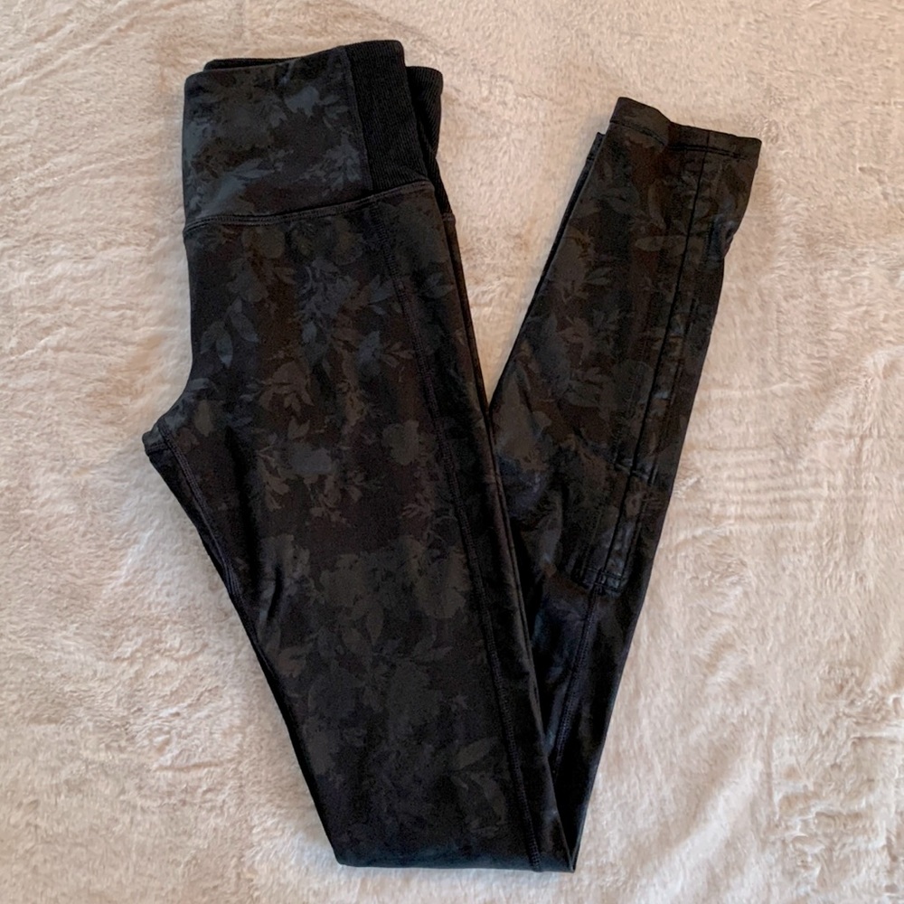 Athleta Floral Foil Metallic Print Barre Stirrup Leggings XS